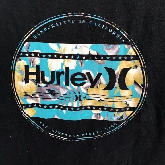 Hurley Hawaiian Print Shark T-shirt size Medium - Picture 2 of 6